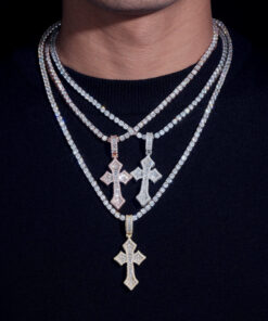 VVS Moissanite Baguette Cross Pendant